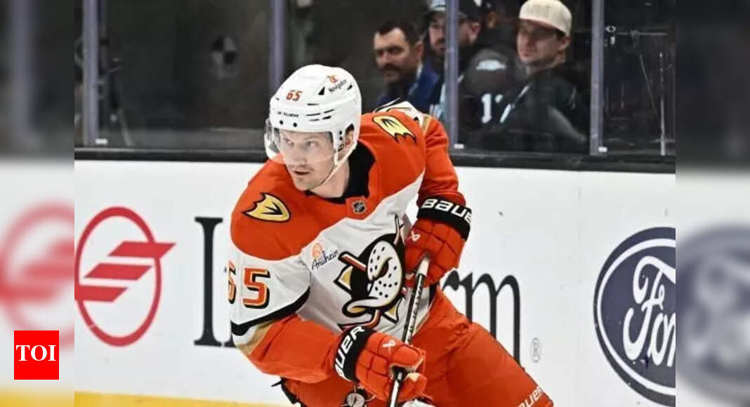 Is NHL defenseman Jacob Trouba eyeing a potential return to Winnipeg? | NHL News