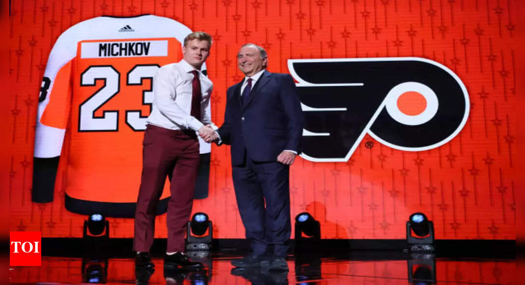 Matvei Michkov recalls NHL debut felt like playing on PlayStation, Flyers star eyes big 2025-26 season | NHL News