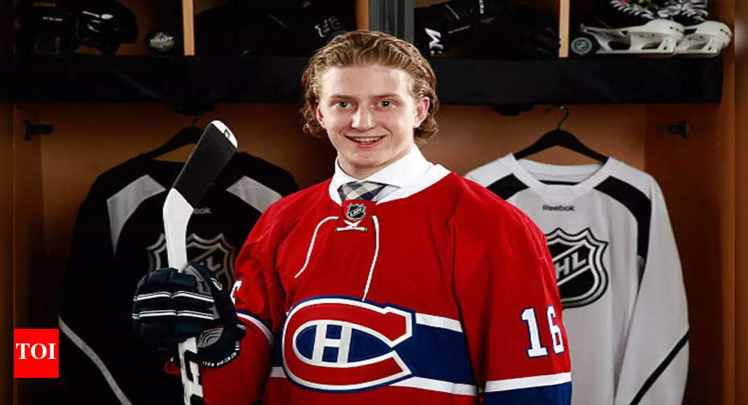 Michael Pezzetta wins over Maple Leafs fans with surprise visit to Youth Hockey camp | NHL News