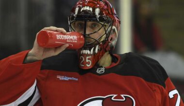 Devils goalie Jacob Markstrom saves 22 shots in first game action since late January