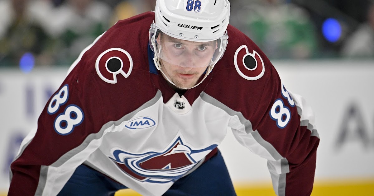 Avalanche's Necas Expected To Get Major Payday