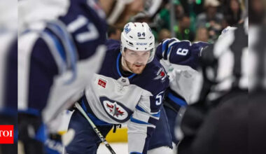 Winnipeg Jets signs defenceman Dylan Samberg to a 3-year contract deal | NHL News