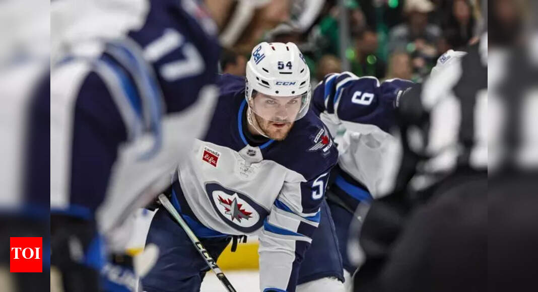 Winnipeg Jets signs defenceman Dylan Samberg to a 3-year contract deal | NHL News