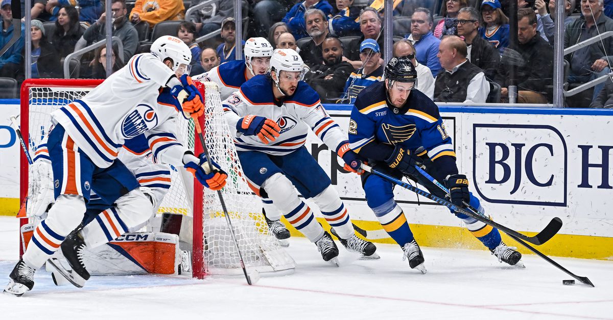 Penguins make swap of draft choices with St. Louis