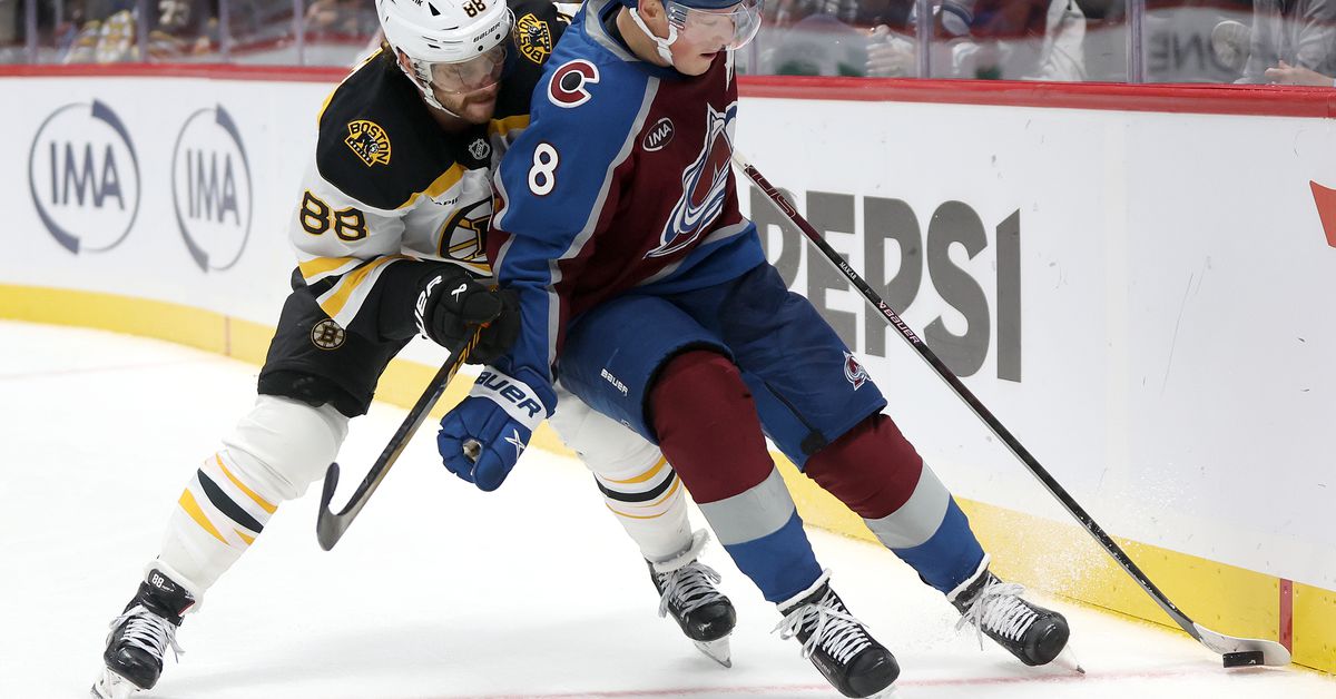 Preview: The Martin Necas era begins in Boston