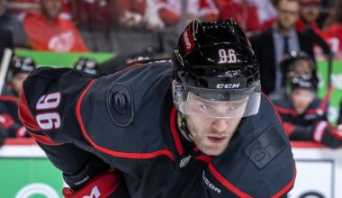 Carolina Hurricanes trade Mikko Rantanen to Dallas Stars