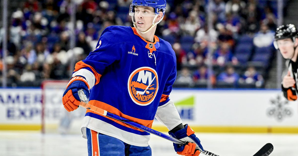 Hurricanes Sign Cayden Primeau, Amir Miftakhov, and Mike Reilly to One Year Deals