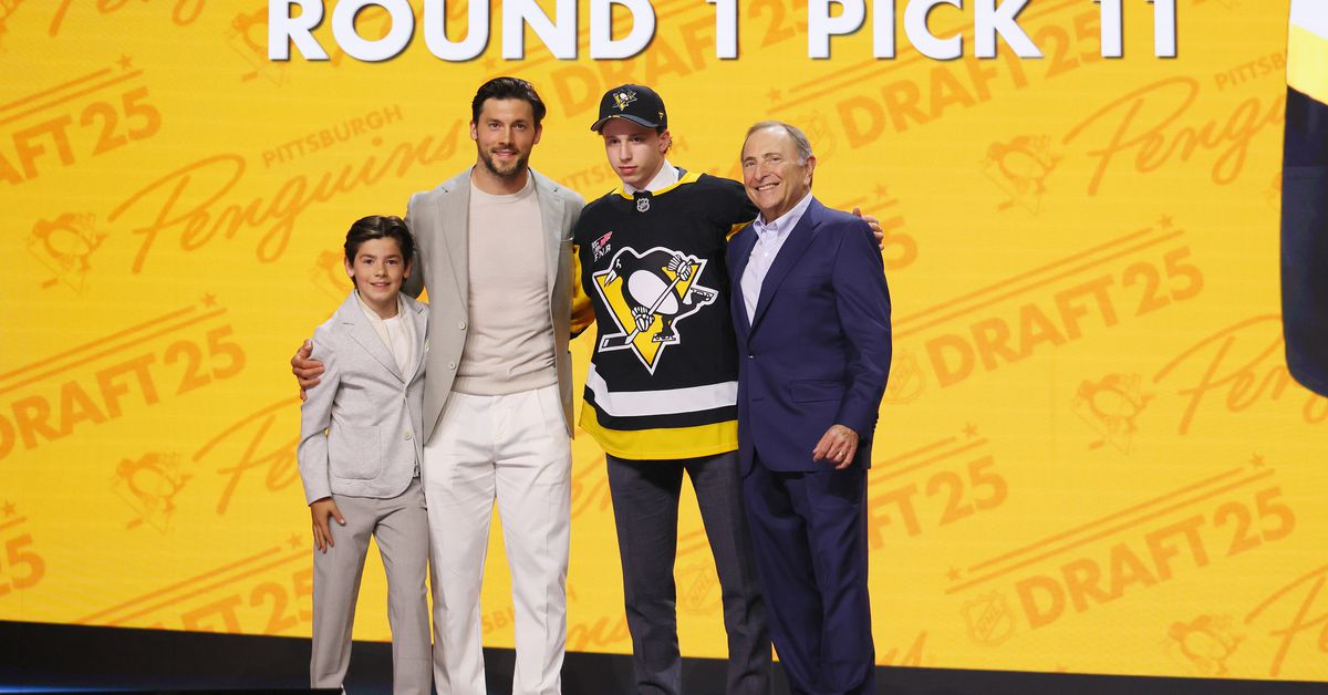 Penguins sign 2025 first-round pick Ben Kindel to entry-level contract