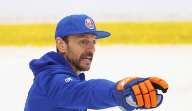 Islanders News: Tsyplakov files for arbitration