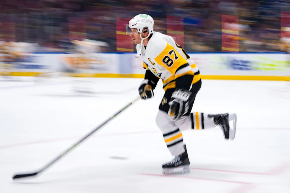 Pittsburgh Penguins forward Sidney Crosby (87).Bob Frid-Imagn Images
