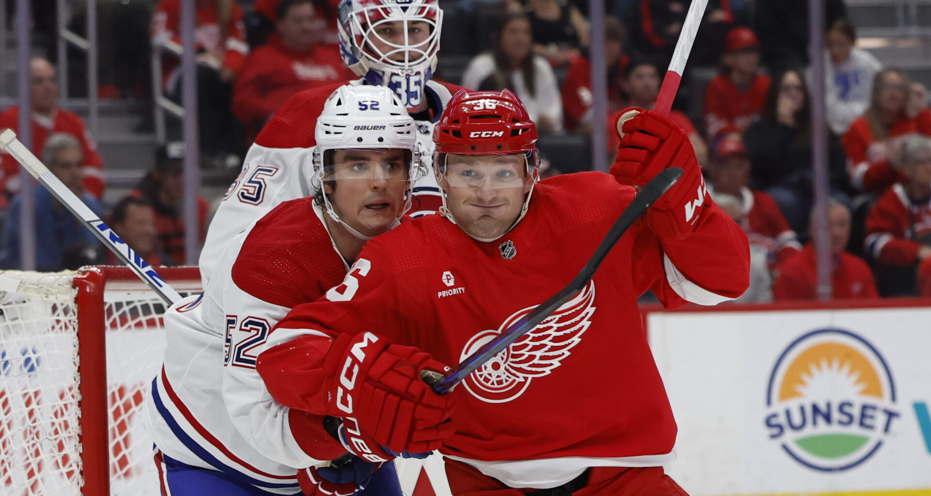 28-Year-Old NHL Forward Shocks Fans With Sudden Retirement Announcement