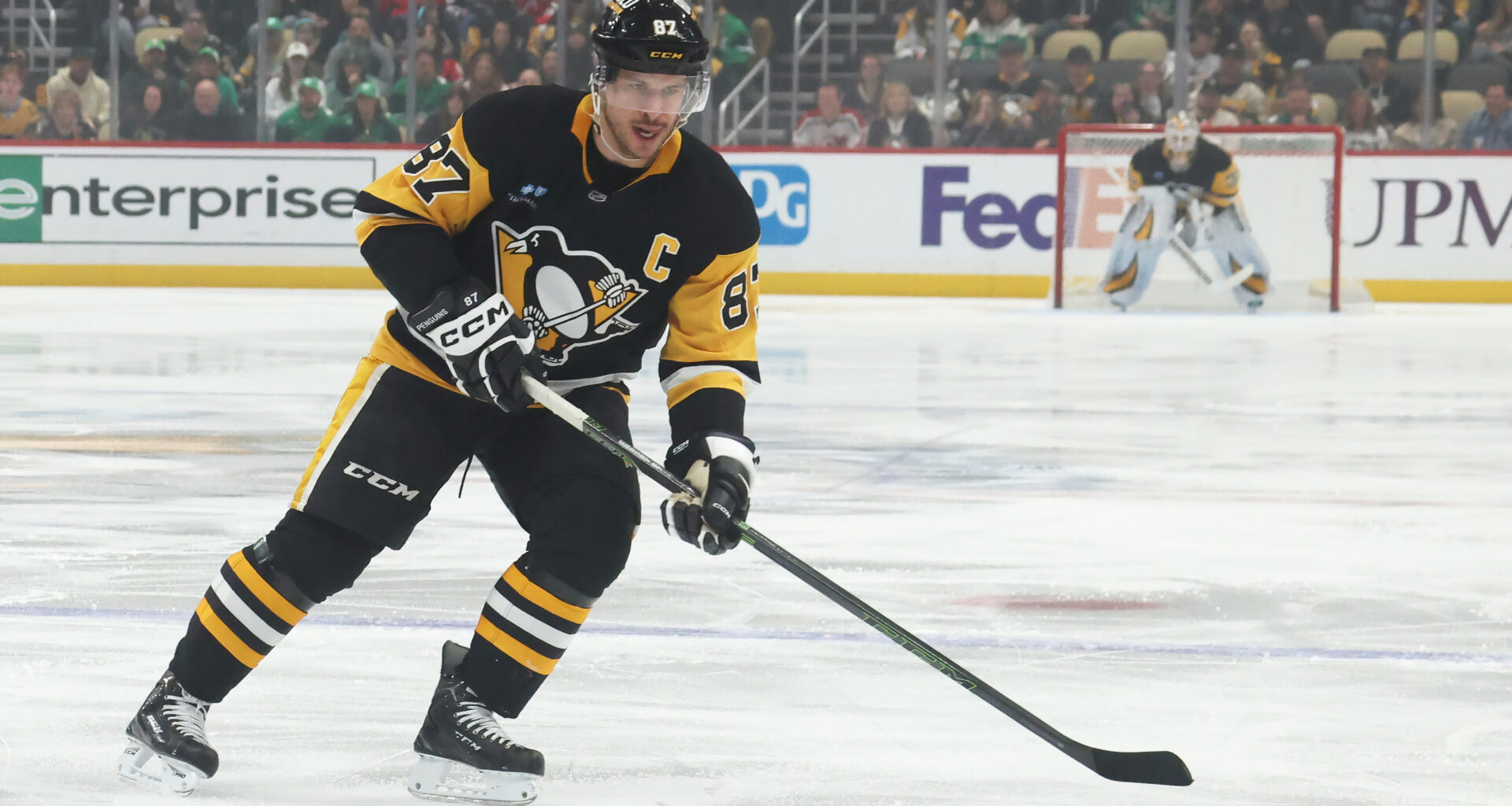 Top ESPN Journalist Fuels Canadiens Fans' Excitement With Bold Prediction on Sidney Crosby's Future