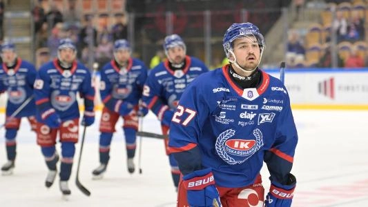 Nolan Walker playing for HockeyAllsvenskan club IK Oskarshamn during the 2024-25 season.