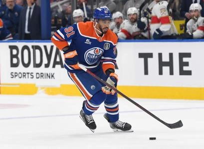 Vancouver Canucks forward Evander Kane playing for the Edmonton Oilers during the Stanley Cup Final.