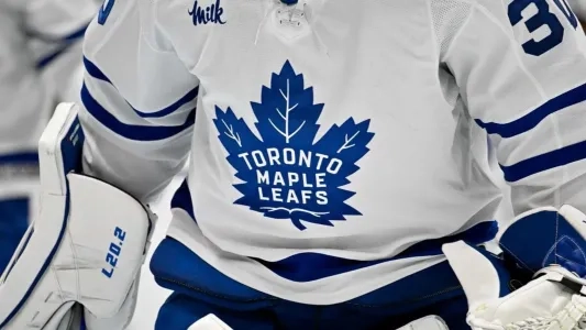 Toronto Maple Leafs jersey crest