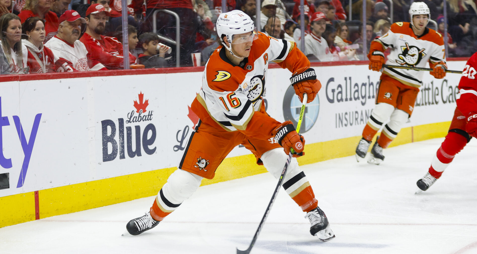 Former First-Round Pick Named as Vancouver Canucks' Answer to Center Depth Issues