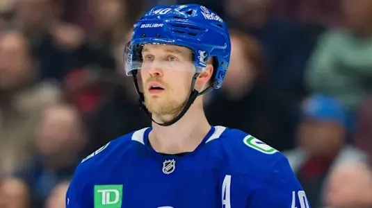 Canucks forward Elias Pettersson Canucks forward Elias Pettersson