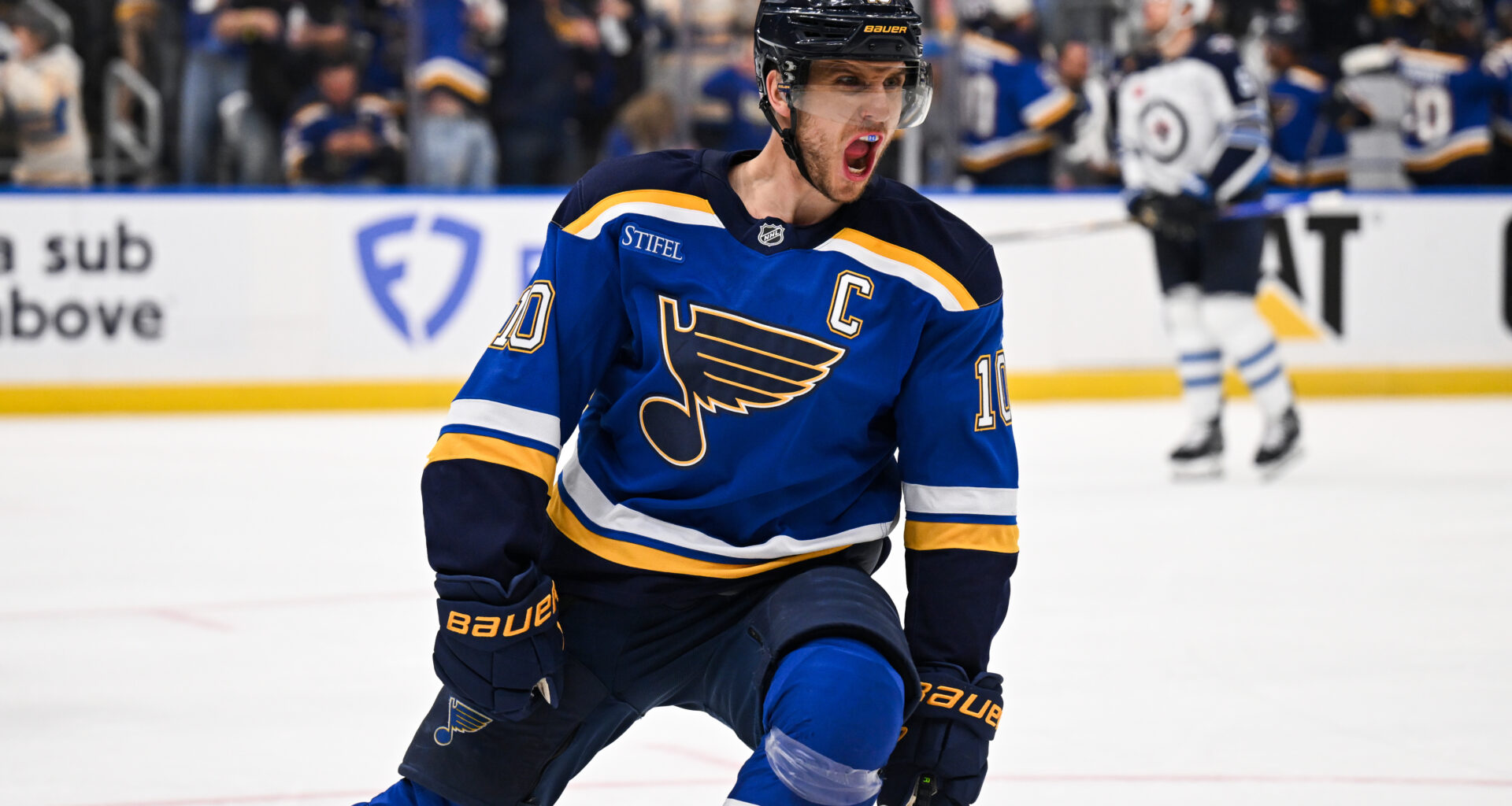 New Details Emerge on Brayden Schenn's Trade Protection as Leafs Interest Resurfaces