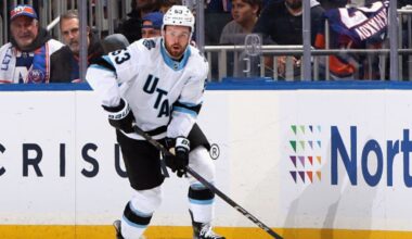 Ex-Vancouver Canucks Top Prospect Gets One More Chance and Lands New NHL Contract for the 2025-26 Se