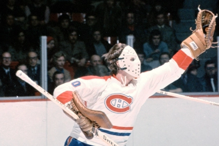 Former NHL goaltender Wayne Thomas playing for the Montreal Canadiens.