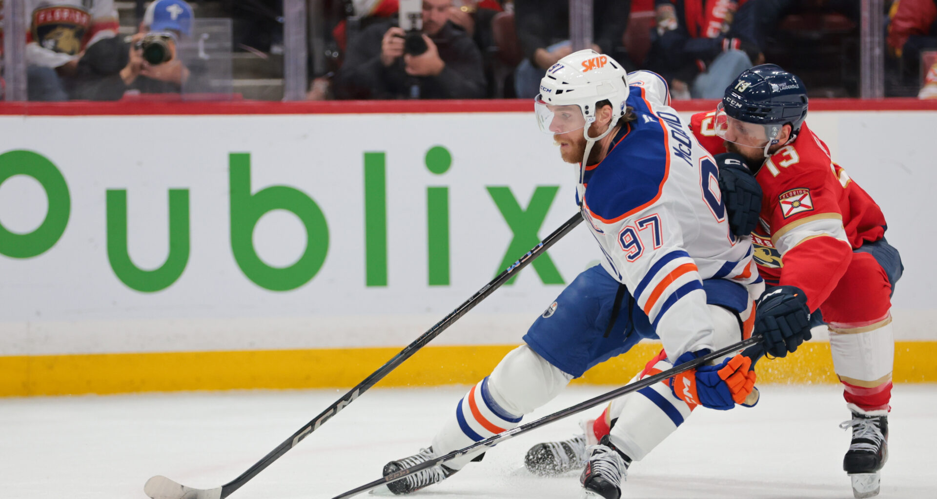 Connor McDavid Spotted in Toronto, Fans Spark Maple Leafs Speculation