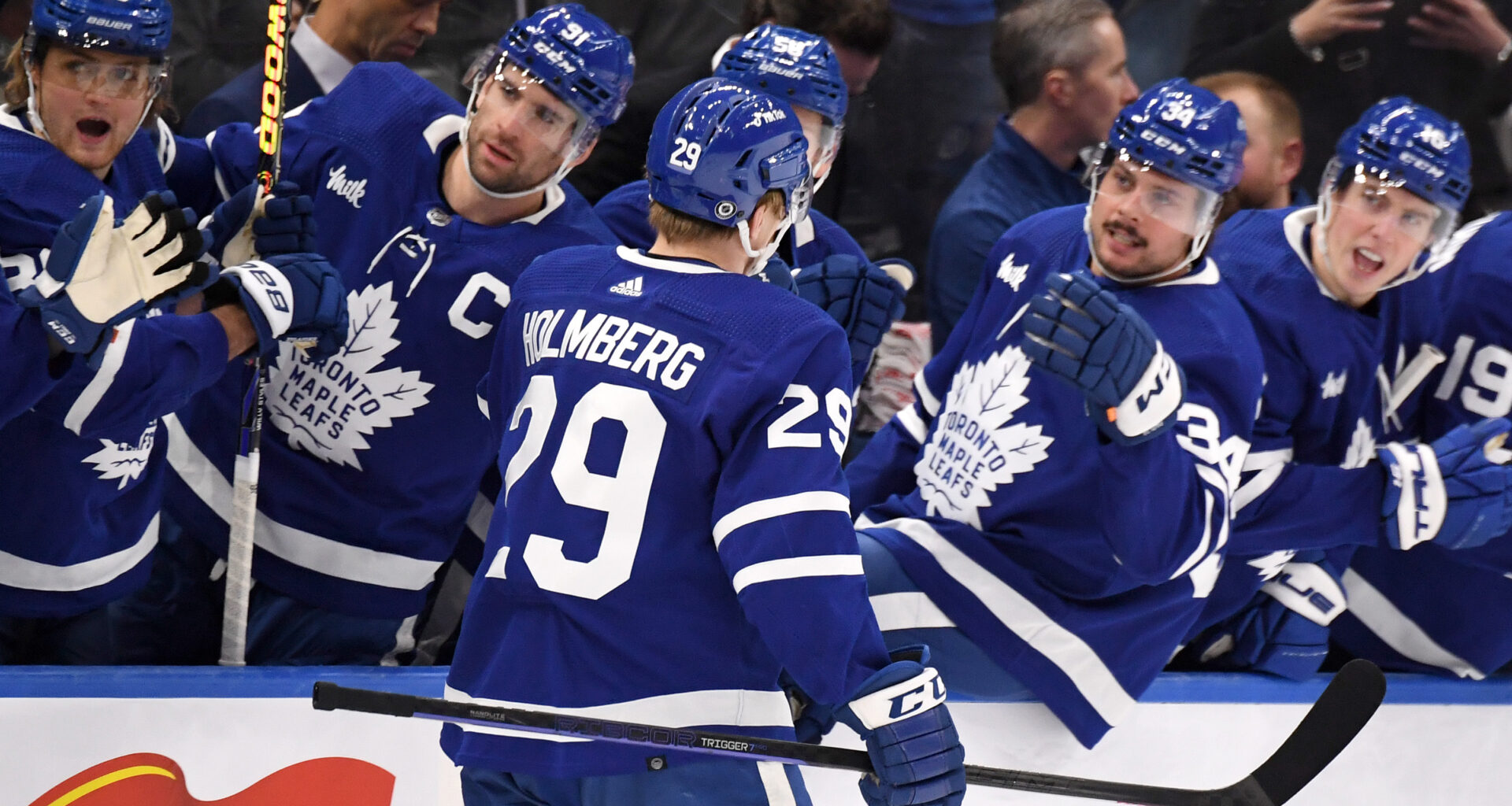 New Report Raises Questions About Maple Leafs' Decision to Move on from Pontus Holmberg