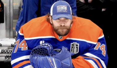 Oilers May Be Facing Contract Disaster With Goalie After Divisional Rival Hands Out Massive Deal