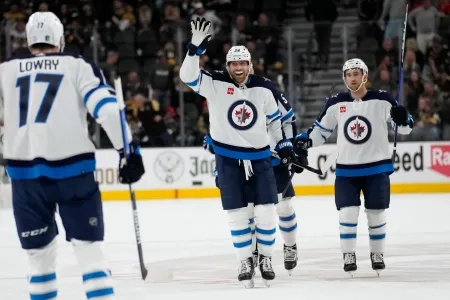 Blake Wheeler with the Winnipeg Jets.