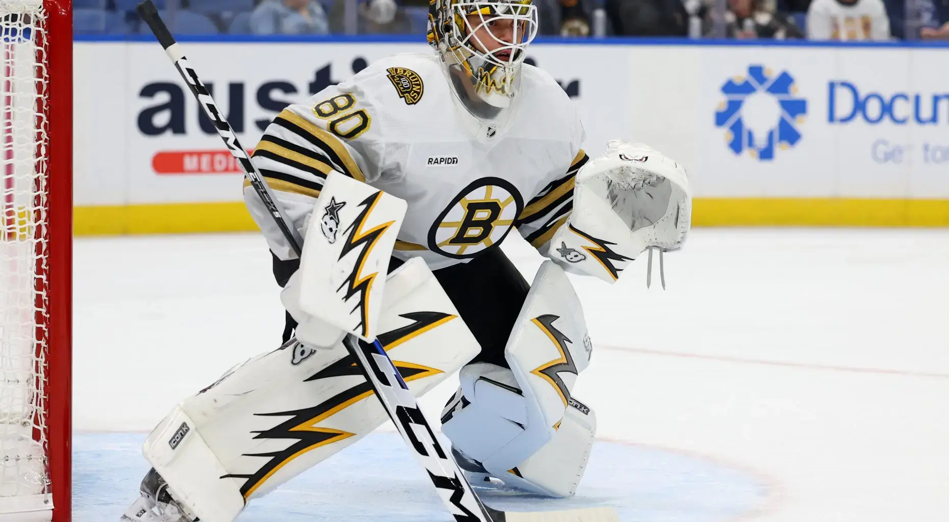 Former Vancouver Canucks Goaltender Likely Heading to Team's Biggest Rival Ahead of Next Season