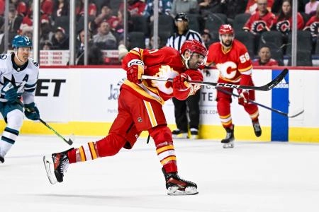 Nazem Kadri won't be joining the Leafs this season