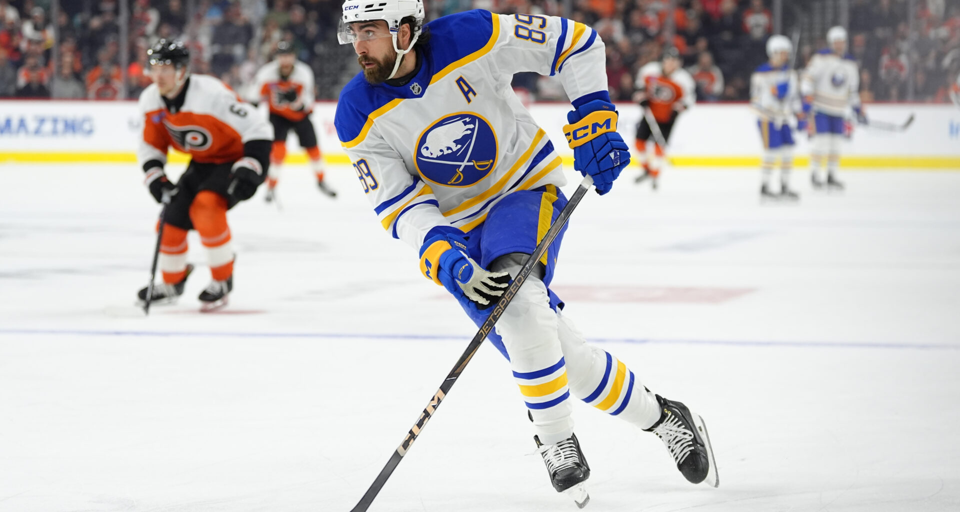 Maple Leafs Urged to Make Blockbuster Trade Now and Jumpstart 2026 Free Agency Frenzy