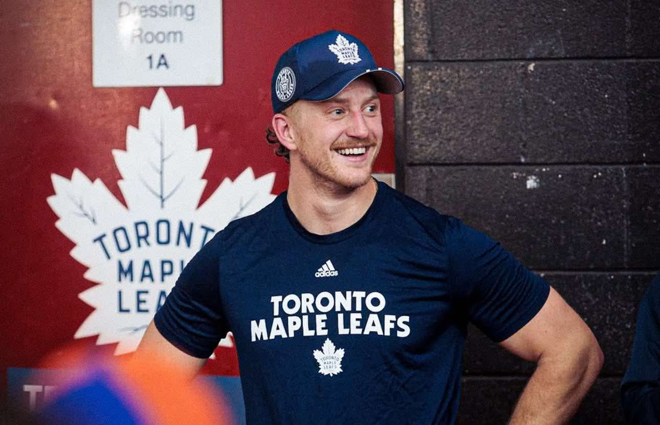 Michael Pezzetta's First Move Proves the Maple Leafs Are Prioritizing Players Who Want to Be Here