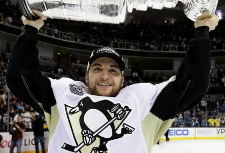 Pittsburgh Penguins' Conor Sheary lifts the Stanley Cup Pittsburgh Penguins' Conor Sheary lifts the Stanley Cup