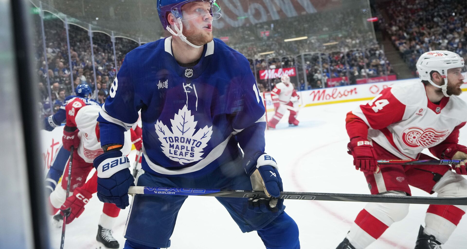 Maple Leafs Forward Chrips MLSE Over Beer Prices at Scotiabank Arena After Mishap with Fans