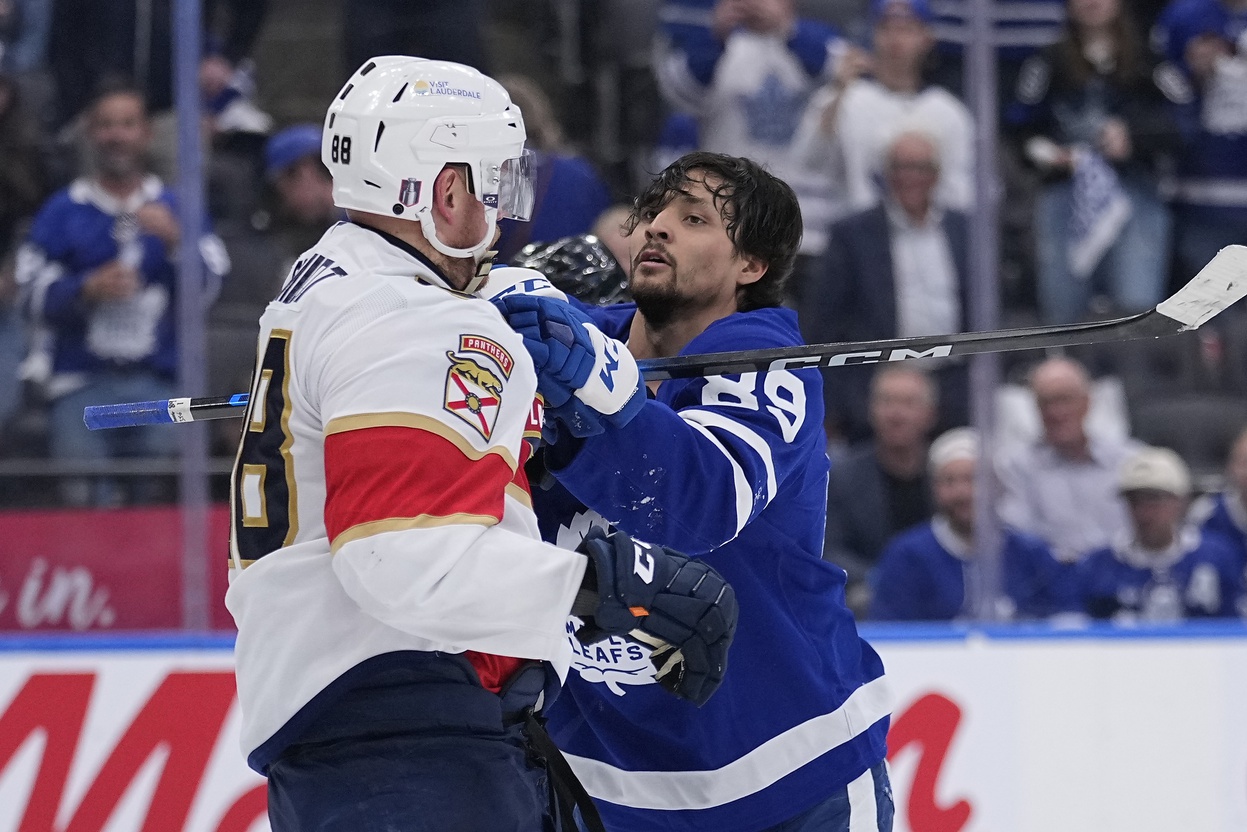 Projected Salary Revealed For Maple Leafs Forward Nick Robertson Ahead of Arbitration Date