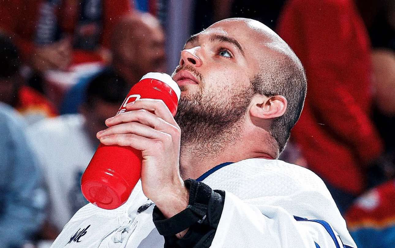 Maple Leafs Team's Bald Look Sparks Buzz Among Fans