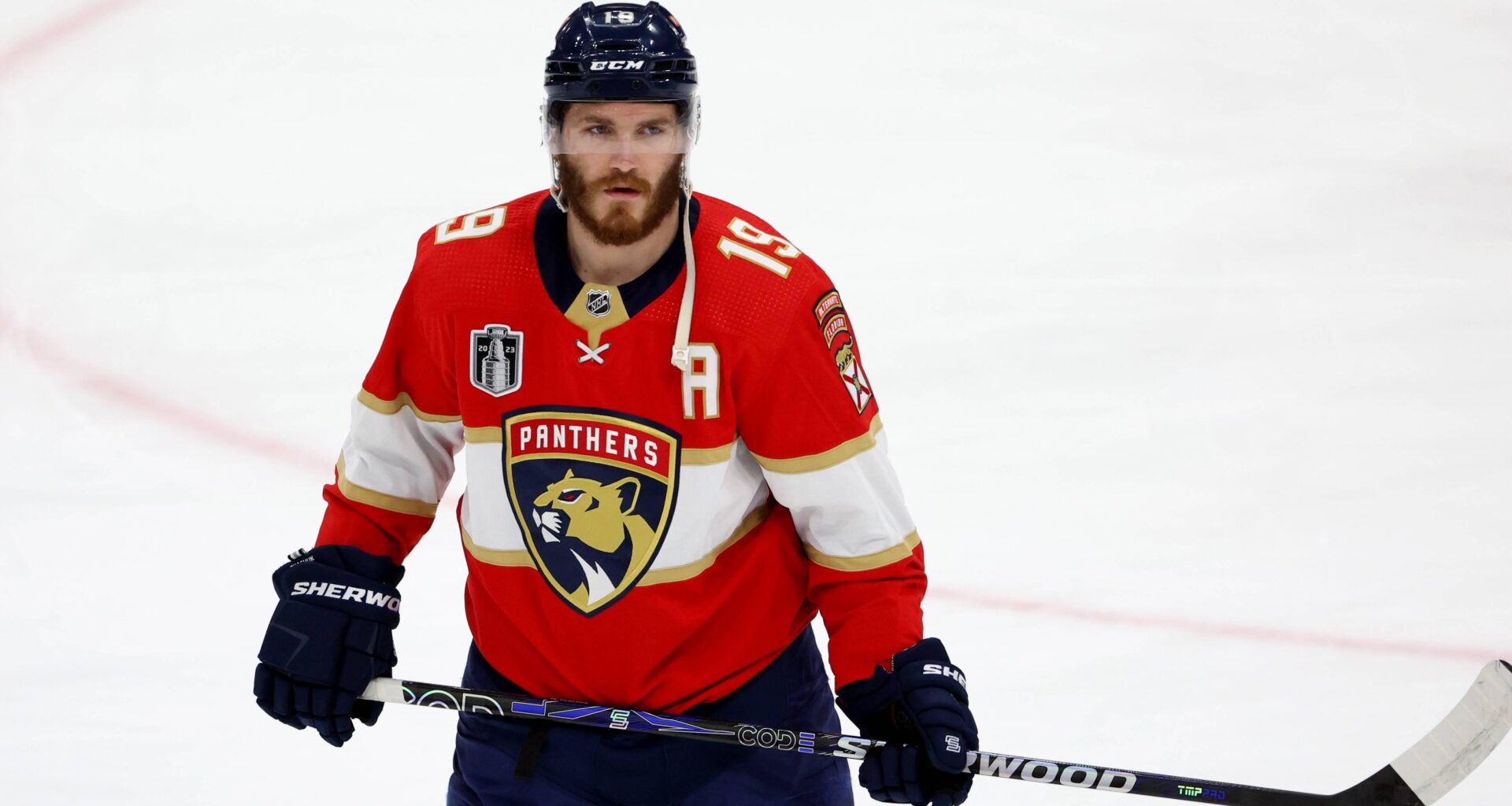 Matthew Tkachuk's Summer Photos Go Viral Despite Controversial Decision on Offseason Surgery