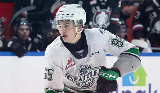 Vancouver Canucks prospect Braeden Cootes playing for the WHL's Seattle Thunderbirds. Vancouver Canucks prospect Braeden Cootes playing for the WHL's Seattle Thunderbirds.