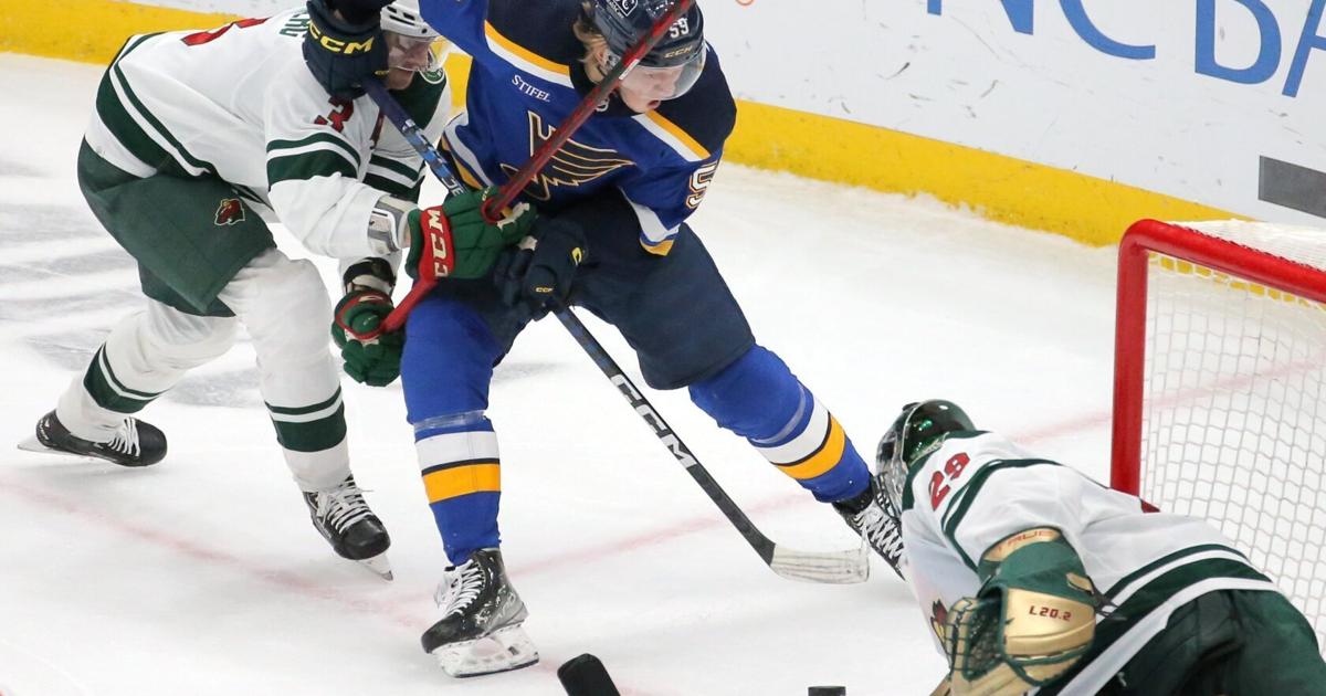 Blues sign Nikita Alexandrov to one-year, two-way contract