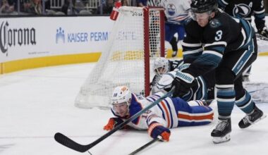 Leafs acquire defenceman Henry Thrun from Sharks