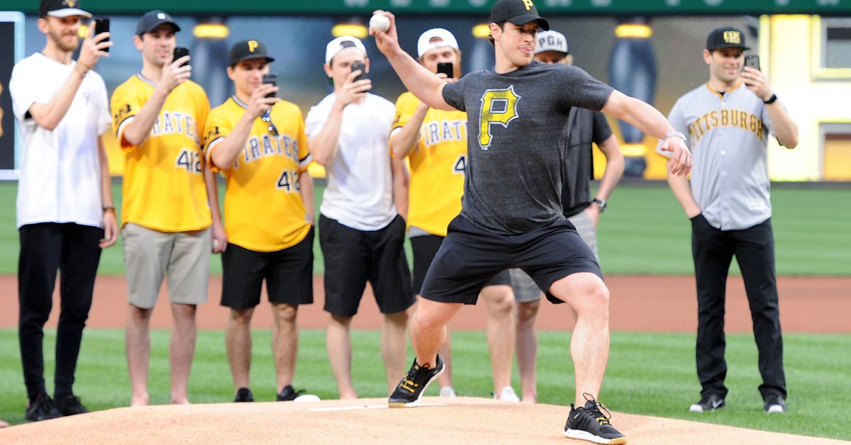 Sidney Crosby and Paul Skenes describe meeting each other for the first time