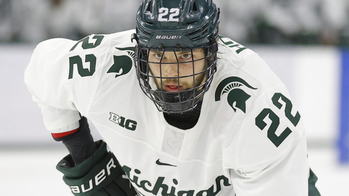 Isaac Howard ends MSU hockey career, signs contract after trade to Oilers