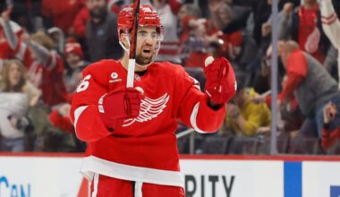 J.T. Compher scores late, Red Wings upend Penguins