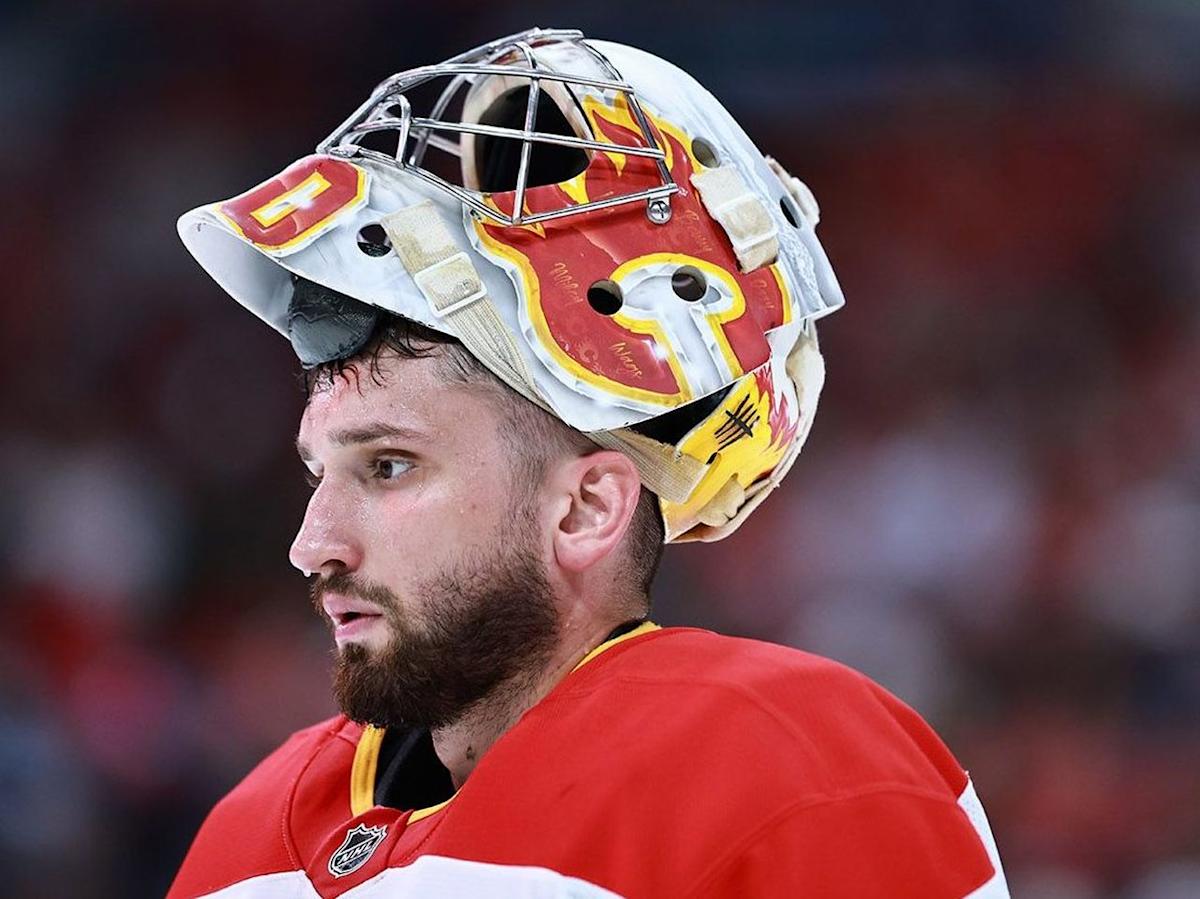 Flames need new backup after goalie Dan Vladar signs in Philadelphia