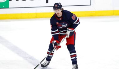 Detroit Red Wings get Mason Appleton, ex-Michigan State F, for 2 years