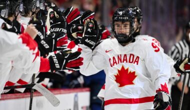 Top NHL prospect makes college choice