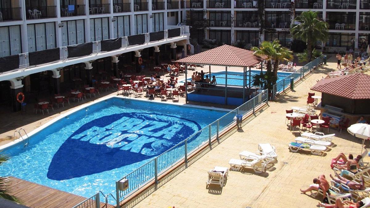 Ice hockey club retire shirt number of teenage star who died in Ibiza