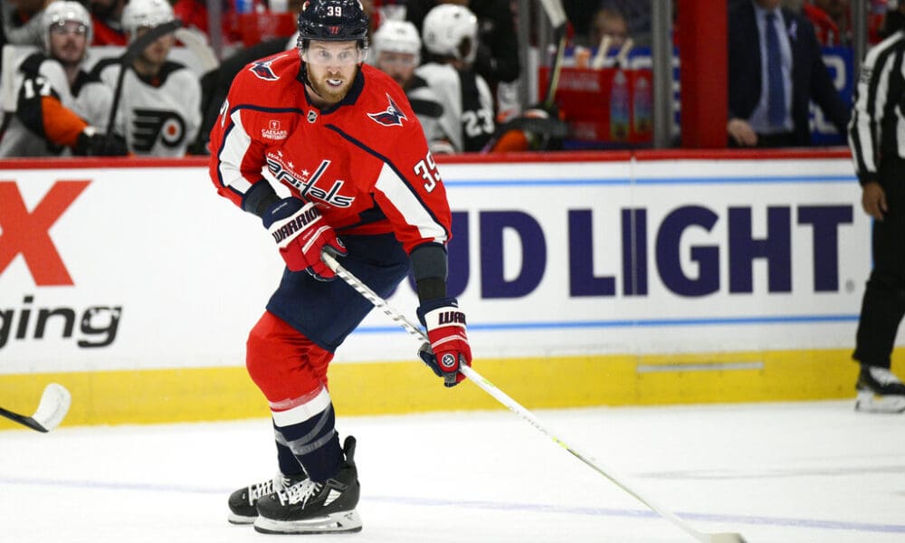 Penguins Give Bonus Heavy Deal to Anthony Mantha, Report