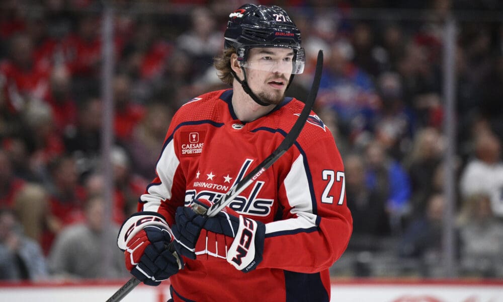 Penguins Sign Big Capitals Defensemen