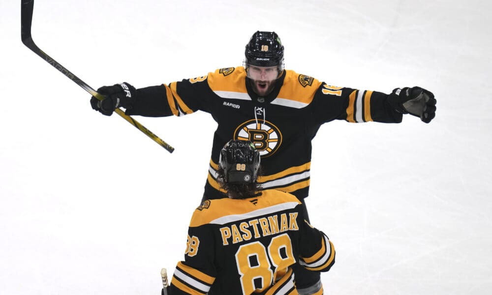 boston-bruins-detroit-red-wings-pavel-zacha